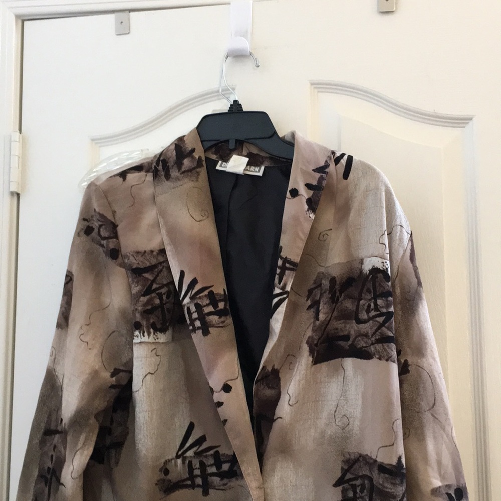 FINAL MARKDOWN Ladies dress barn jacket small